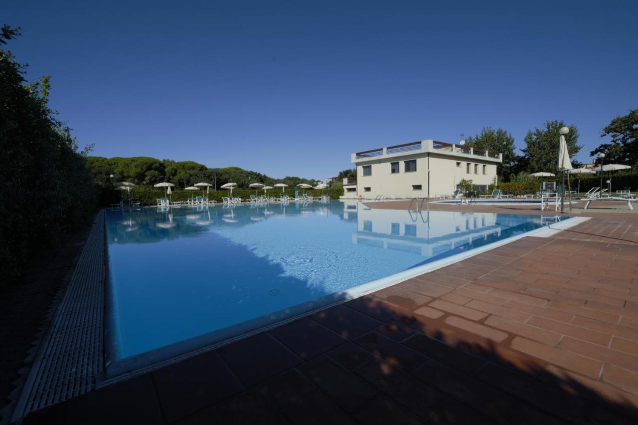 Апарт отель Le Residenze Di Santa Costanza - Mirto/Corbezzolo Сан-Винченцо Экстерьер фото