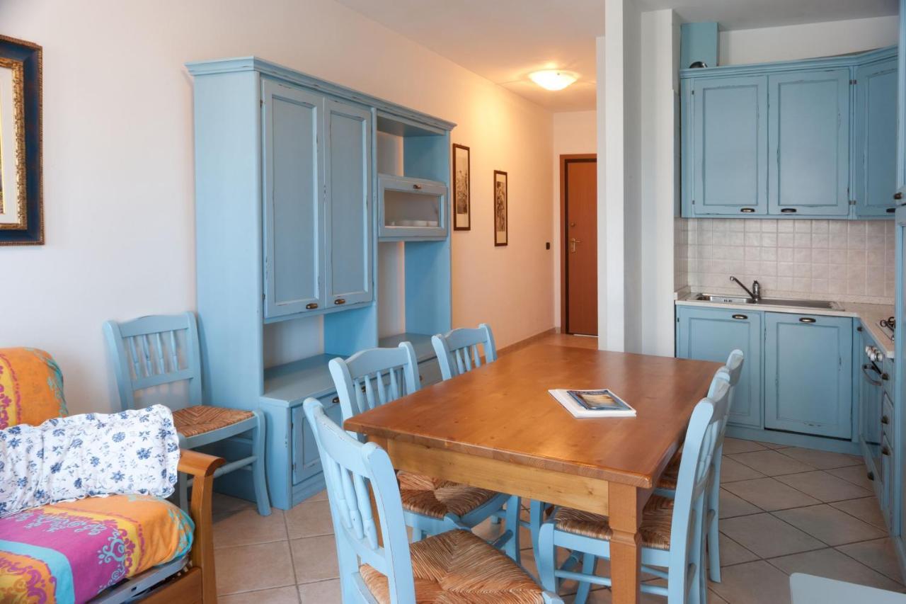 Апарт отель Le Residenze Di Santa Costanza - Mirto/Corbezzolo Сан-Винченцо Экстерьер фото