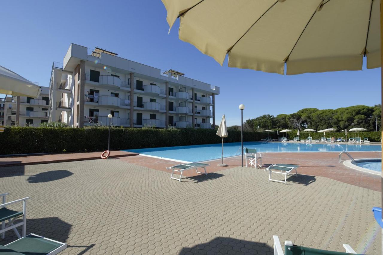 Апарт отель Le Residenze Di Santa Costanza - Mirto/Corbezzolo Сан-Винченцо Экстерьер фото